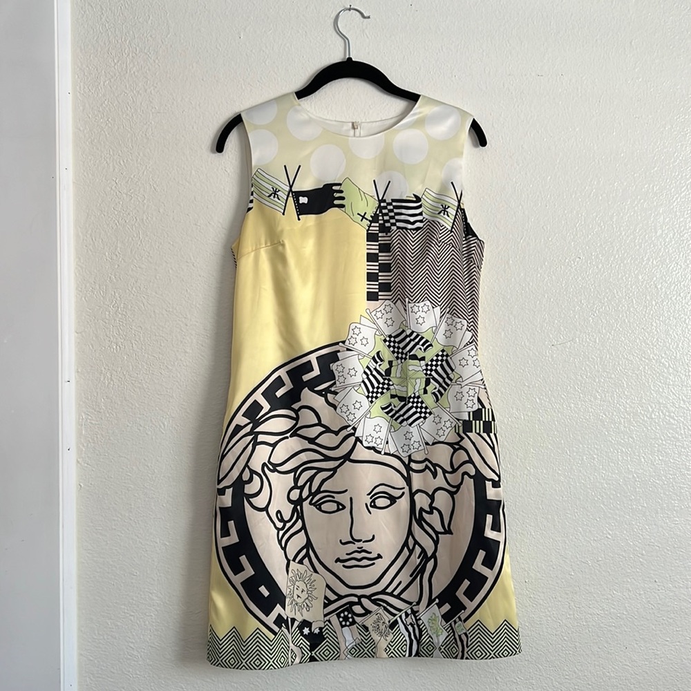 Medusa dress